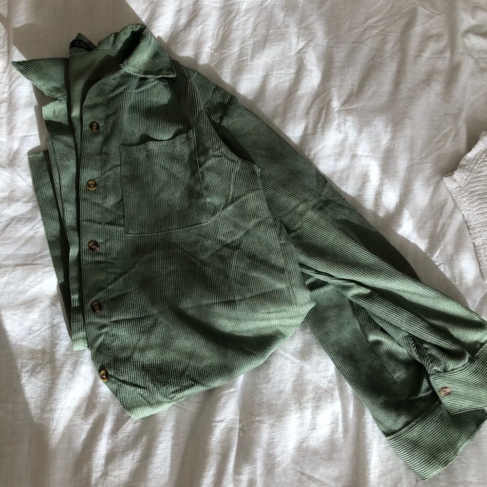 Green corduroy Jacket - Picture 3 of 4